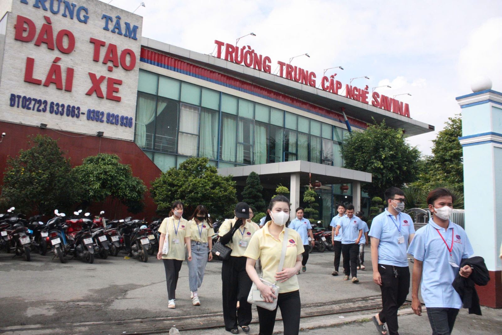 Tuyển sinh